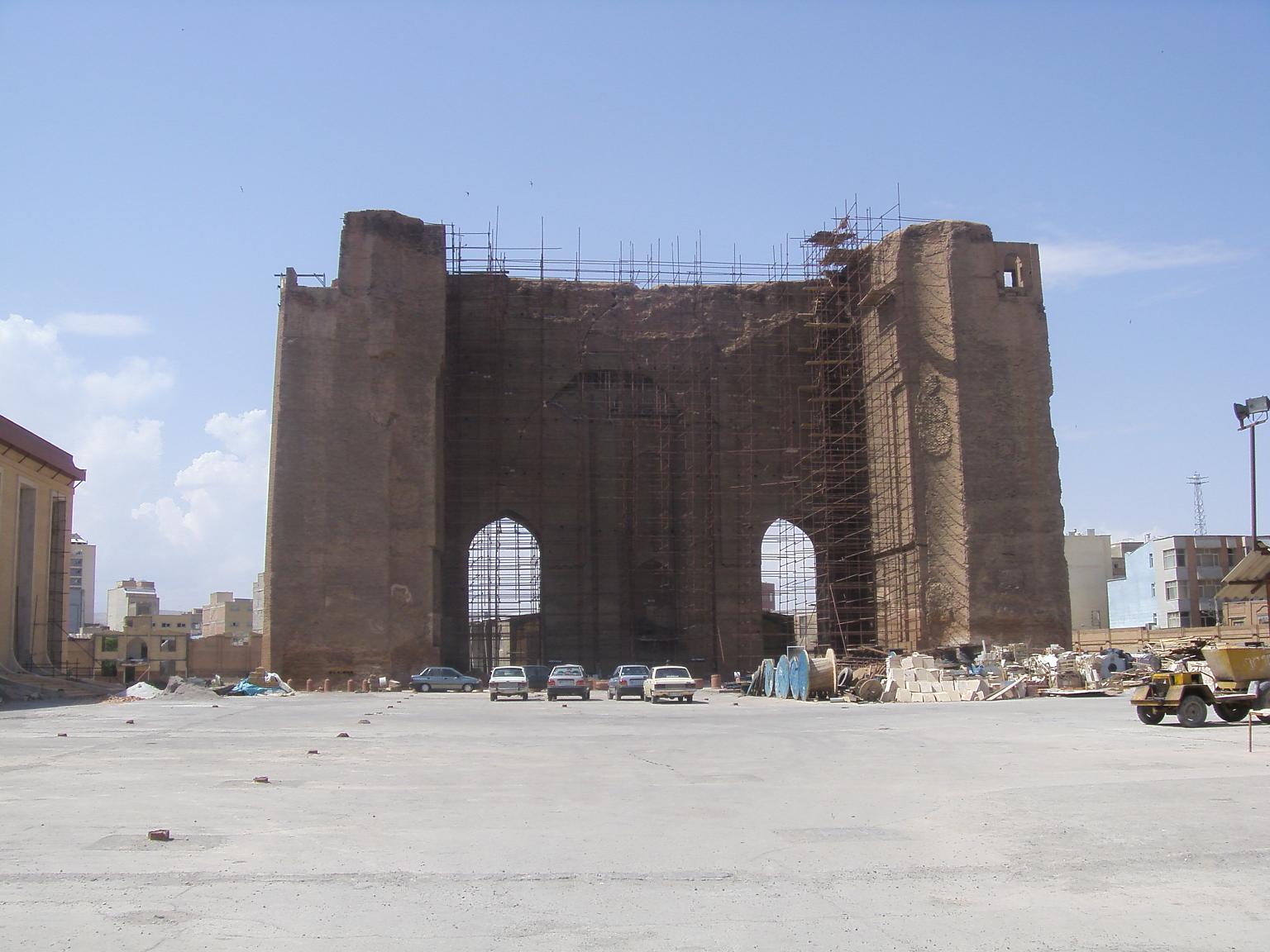 بناهای تاریخی تبریز در حال ازبین رفتن
